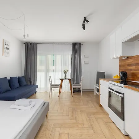 Chmielewskiego Lovely By Bookinghost Appartamento Stettino